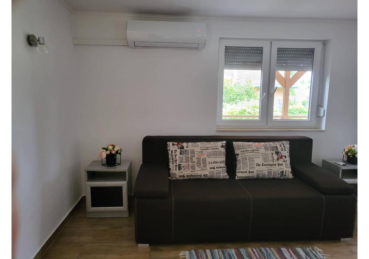 Forras Vendeghaz Apartment Tata Luaran gambar
