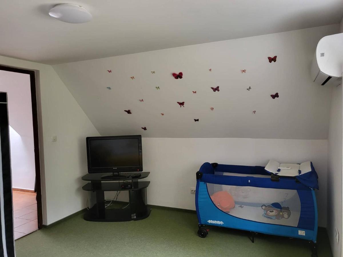 Forras Vendeghaz Apartment Tata Luaran gambar